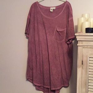 SOLD* Urban Outfitters pocket tee size XL